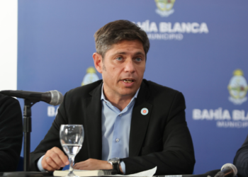 Kicillof, sobre Bahía Blanca: «El Estado bonaerense, junto al municipio, puso todo lo que tenía a su alcance»