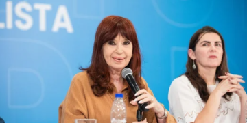 Cristina Kirchner ordenó retirar el proyecto de elecciones concurrentes en la provincia de Buenos Aires