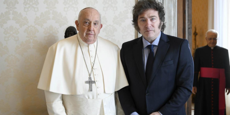 El Gobierno resaltó «la incansable lucha del Papado de Francisco para proteger la vida desde la concepción»