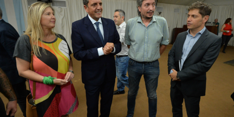 Continúa la incertidumbre por el calendario electoral: hermética reunión entre Axel Kicillof, Sergio Massa y Máximo Kirchner