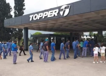Topper reduce la jornada laboral en la planta de Aguilares (Tucumán) para evitar más despidos