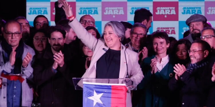 La izquierda chilena elige a la comunista Jeannette Jara para disputar en noviembre la presidencia