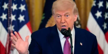 Trump se plantea atacar Irán en busca de una “rendición incondicional”