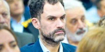 El ministro de Economía fueguino admitió que ingresan menos fondos y no habrá aumentos salariales