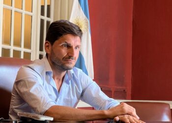 La Convención Constituyente de Santa Fe aprobó cambios que permiten la reelección de Maximiliano Pullaro