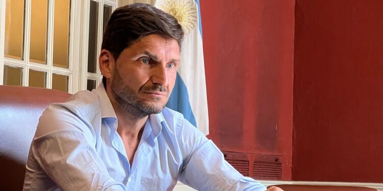 La Convención Constituyente de Santa Fe aprobó cambios que permiten la reelección de Maximiliano Pullaro