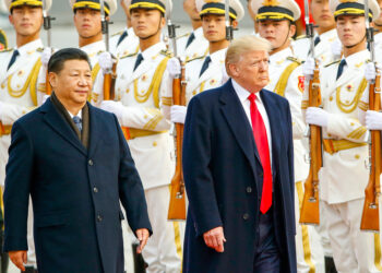 China amplía restricciones a unas exportaciones clave antes de la crucial reunión entre Xi Jinping y Trump