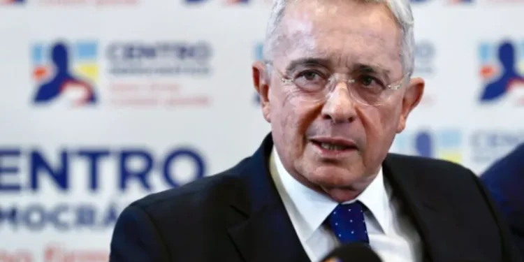 El Tribunal Superior de Bogotá absuelve a Álvaro Uribe de todos los cargos