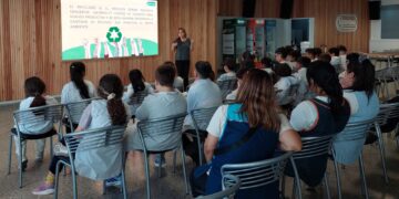 Mastellone Hnos. acerca la educación ambiental a estudiantes con sus Eco Talleres sobre reciclado y reutilización