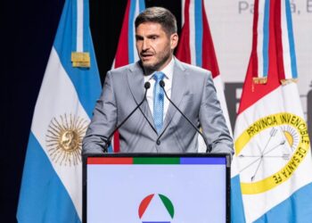 Pullaro firma el decreto para cubrir vacantes en la Corte y Tribunal de Cuentas