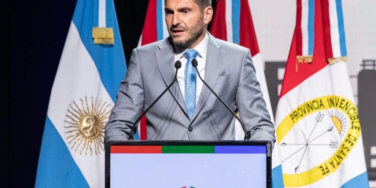 Pullaro firma el decreto para cubrir vacantes en la Corte y Tribunal de Cuentas