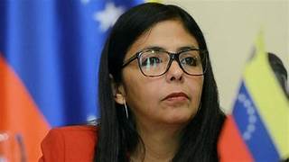 Washington acepta una transición con Delcy Rodríguez, pero condiciona el rumbo y mantiene la presión