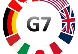 Los Emiratos Árabes Unidos han comunicado que están dispuestos a participar en una fuerza marítima internacional destinada a reabrir el estrecho de Ormuz