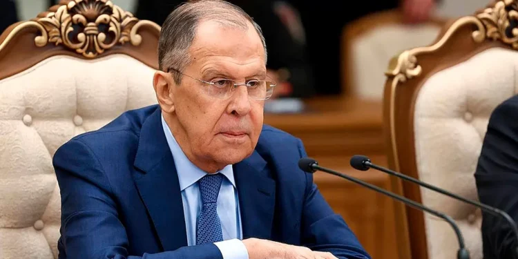 Lavrov: “Сada vez hay más ejemplos de que a un país sin armas nucleares le pueden tratar como sea»