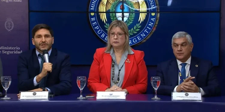 Confirman que el alumno que mató a un compañero en Santa Fe integraba una red digital que promueve masacres