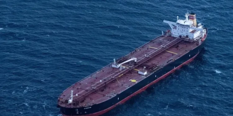 Irán asegura que ha empezado a cobrar los peajes por cruzar el estrecho de Ormuz