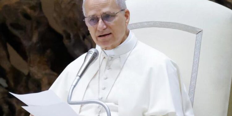 El Papa firma su primera encíclica, un alegato por la dignidad humana ante la Inteligencia Artificial