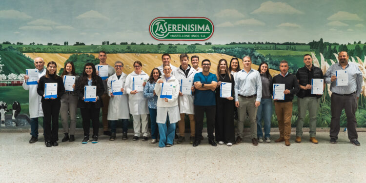 Mastellone Hnos. fue reconocido por IRAM en un encuentro presencial dentro del Complejo Industrial Pascual Mastellone