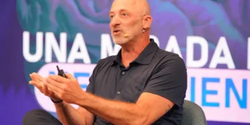 Estanislao Bachrach, experto en neurociencia: “Los adolescentes deben aprender que en la vida no siempre se obtiene lo que se quiere en el momento deseado”