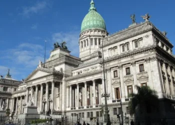El gobierno no reunió los votos para darle media sanción a la ley de propiedad privada