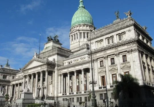 El gobierno no reunió los votos para darle media sanción a la ley de propiedad privada