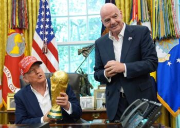 La UEFA analiza acciones legales contra Gianni Infantino y Joshua Kushner